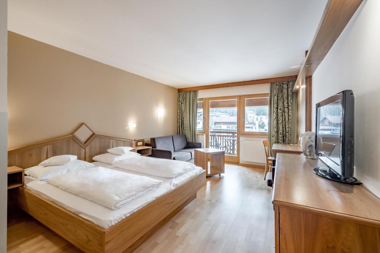 Hotel Zum Gourmet Seefeld in Tirol Exteriör bild