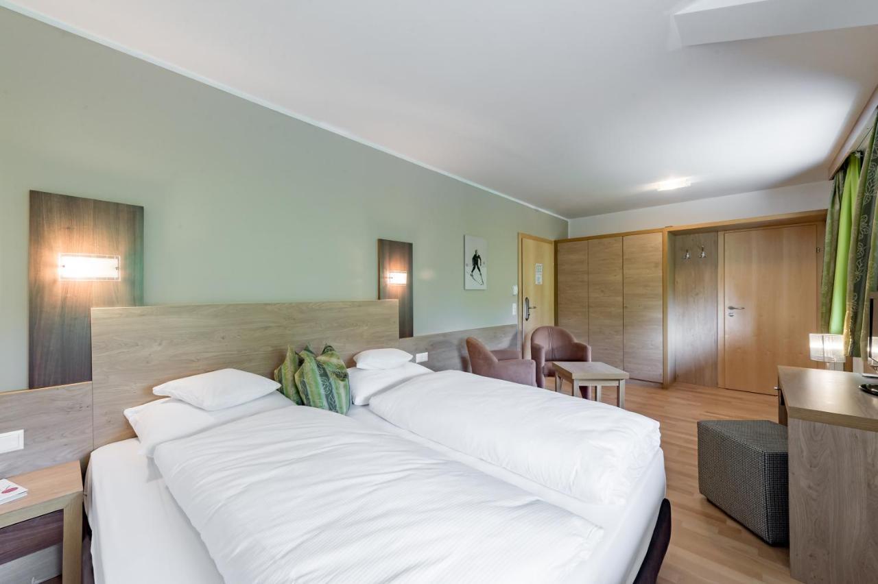 Hotel Zum Gourmet Seefeld in Tirol Exteriör bild